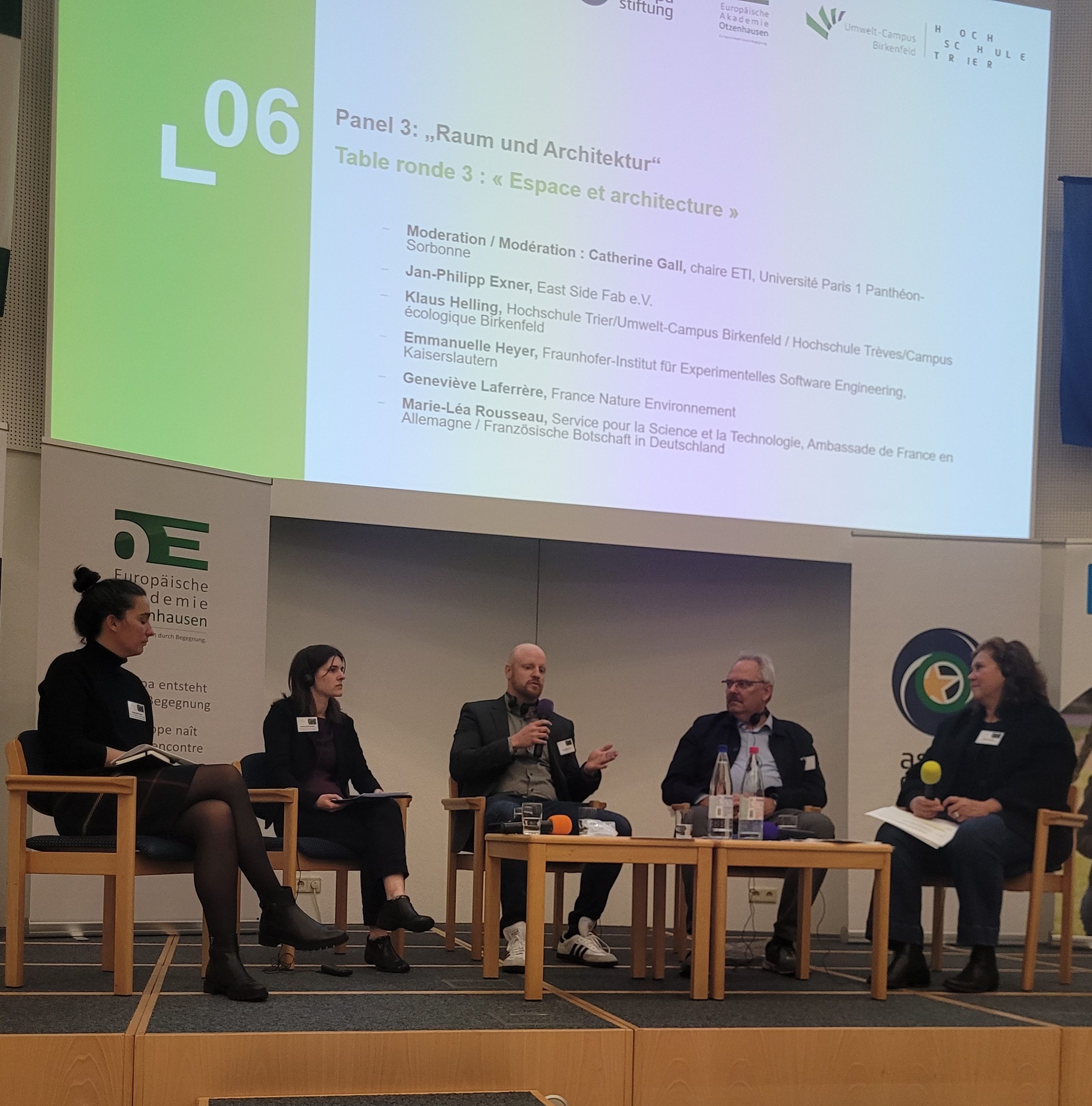 20250926 170532 2 Le troisième panel abordera notamment le thème des villes et régions intelligentes © AES